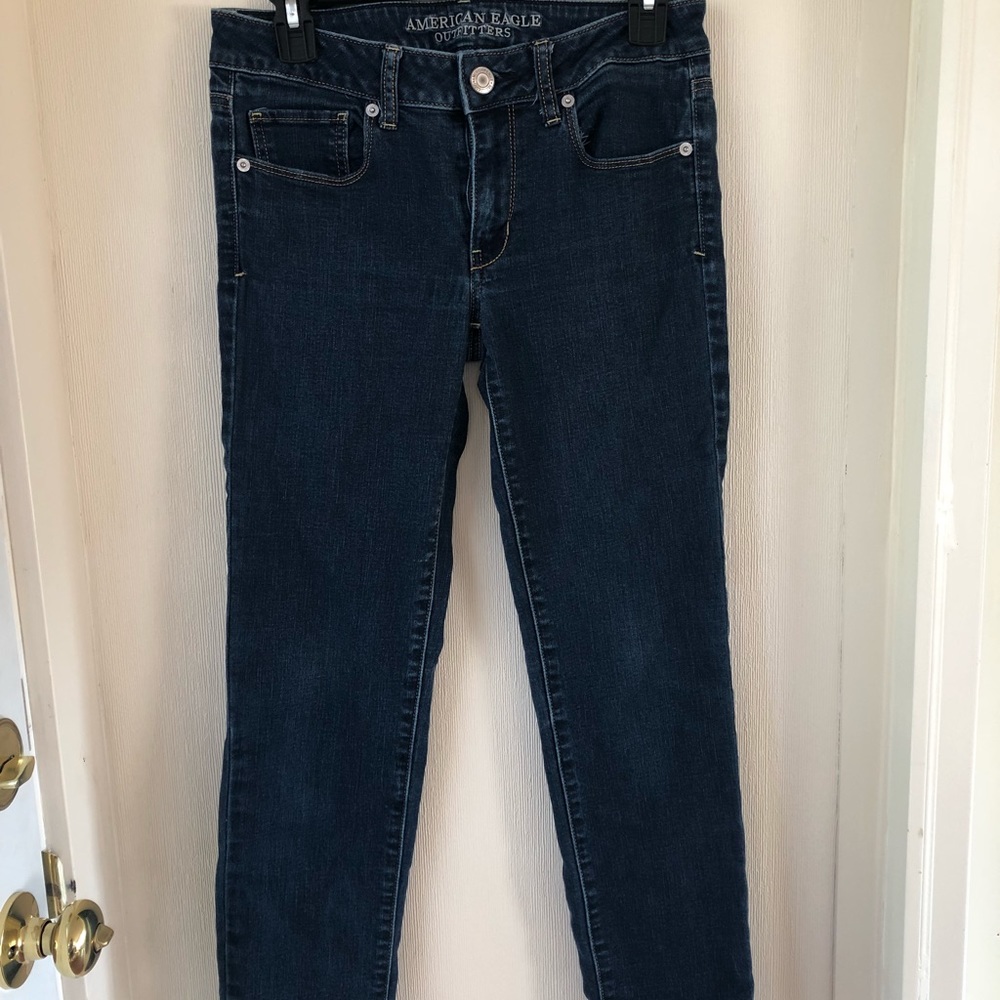 Skinny super stretch American Eagle jeans.